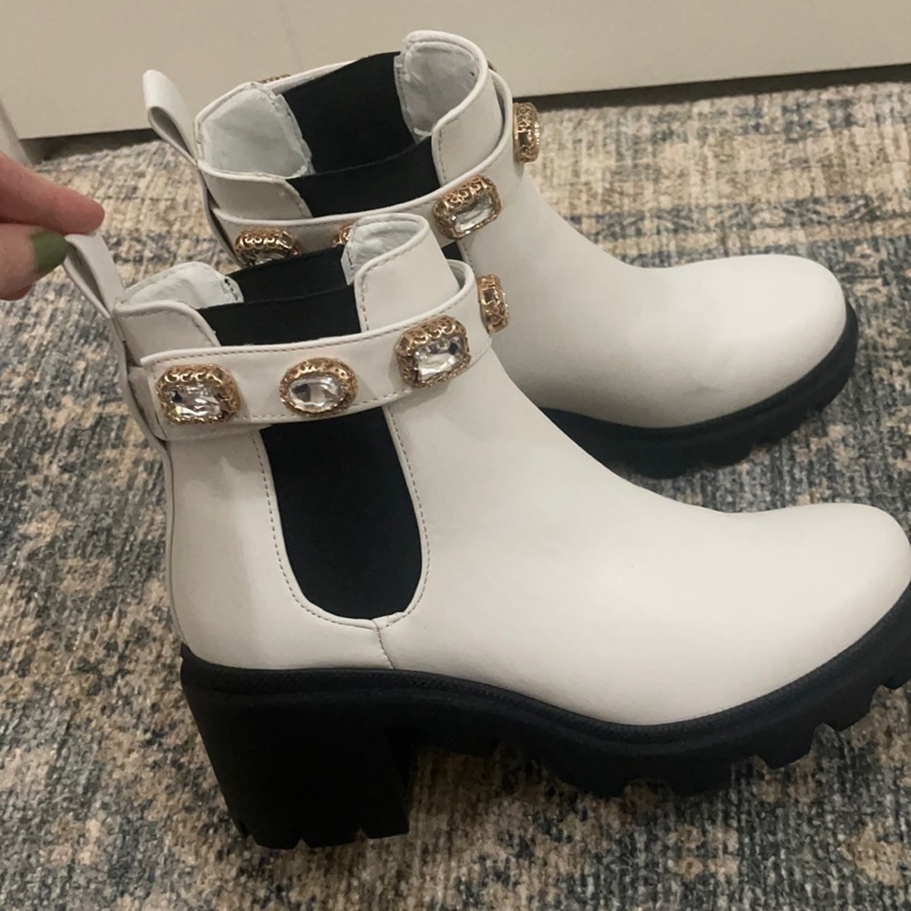 Steve Madden